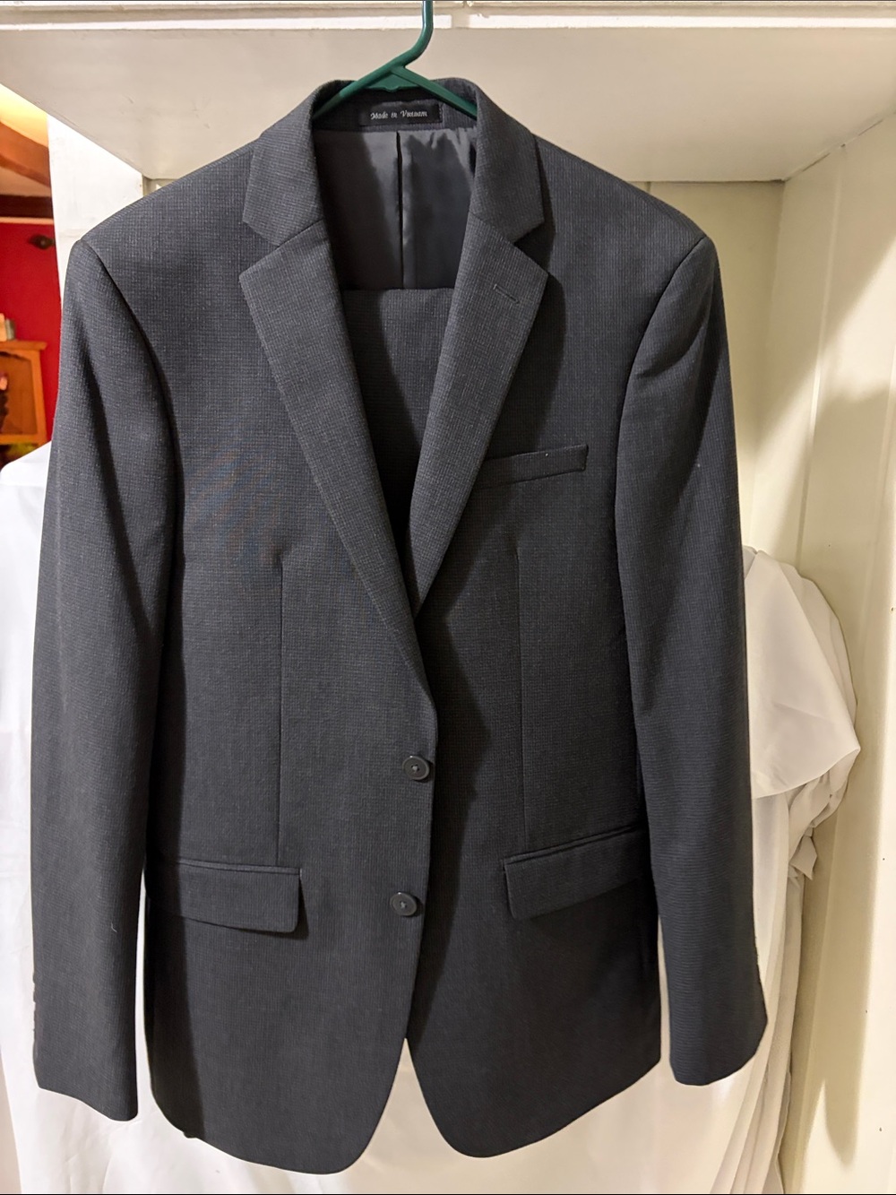 Men's Charcoal Gray Van Heusen Suit